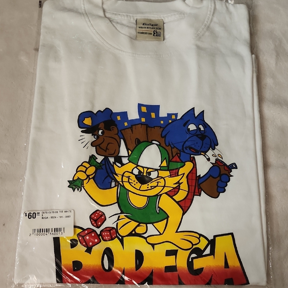 NEW BODEGA - CATS OUTSIDE SHIRT (SMALL)